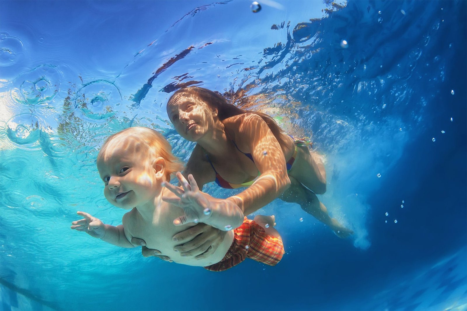 img1-min infant swimming lesson in melbourne