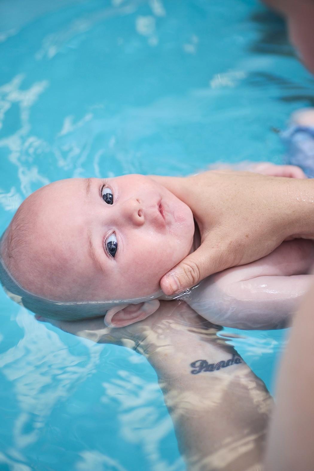 baby-learning-to-swim