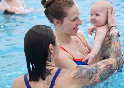 baby-swimming-lessons-melbourne-teacher-and-parent